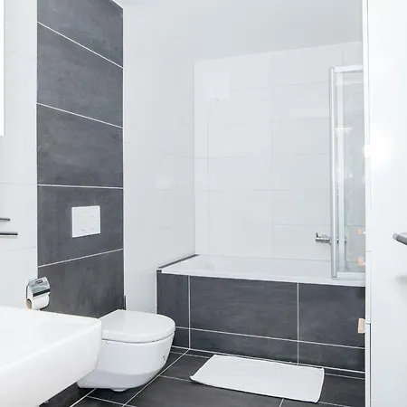 Apartment Fewo Nocky- Wandern- Berge- Auszeit- Liftnaehe *